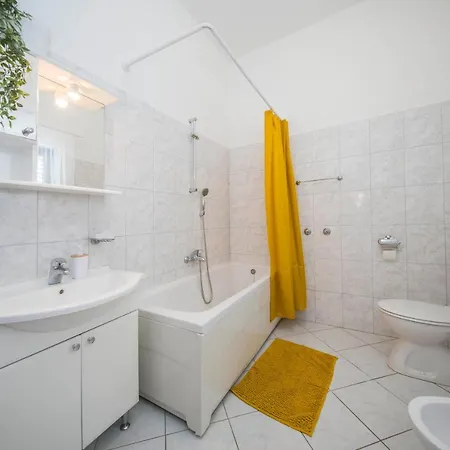 3 Bedroom Antonio *