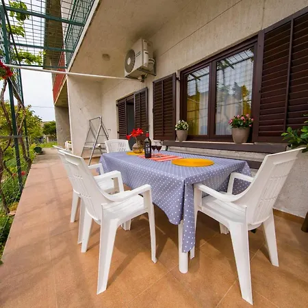3 Bedroom Antonio Apartment Kastela